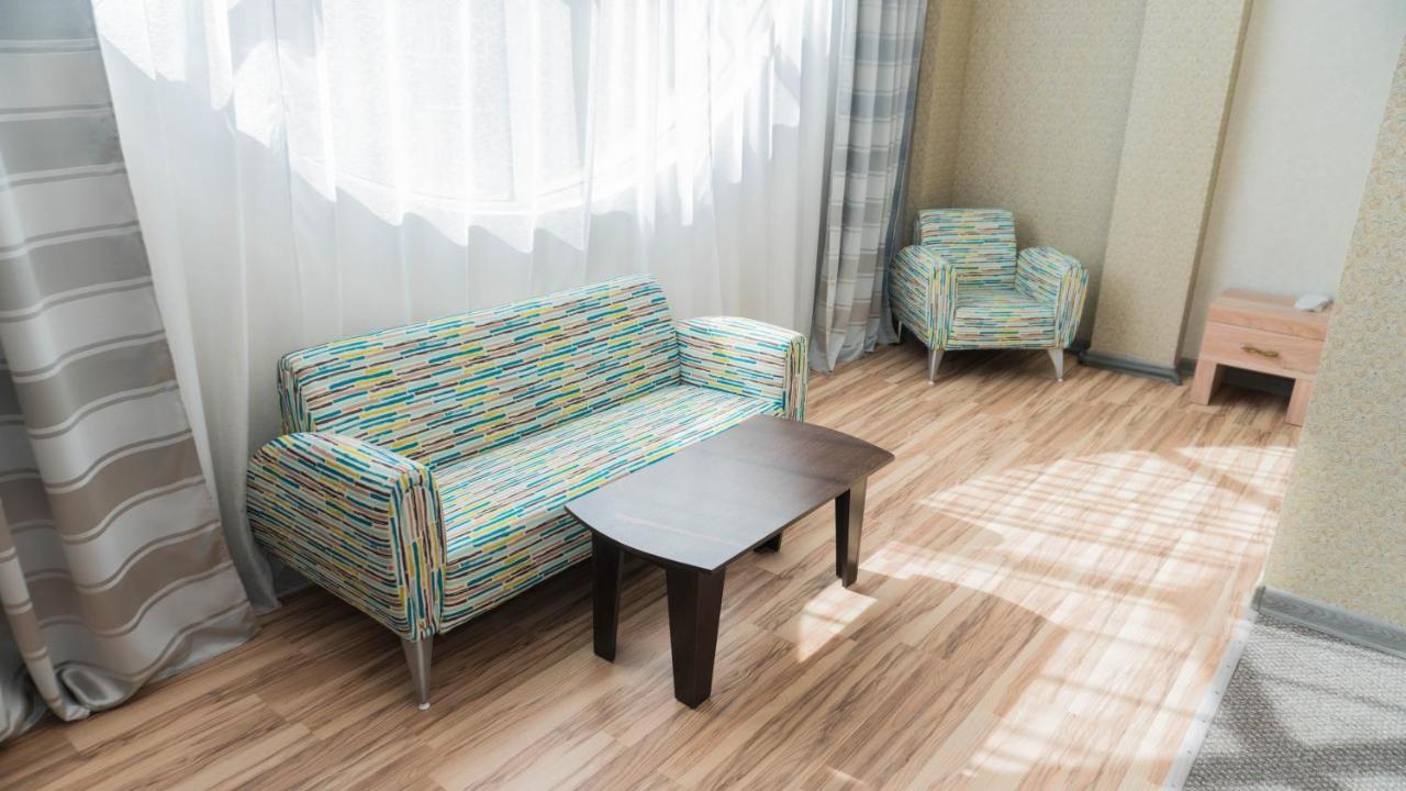 Artastana Hotel Ngoại thất bức ảnh