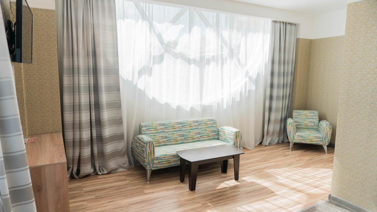 Artastana Hotel Ngoại thất bức ảnh