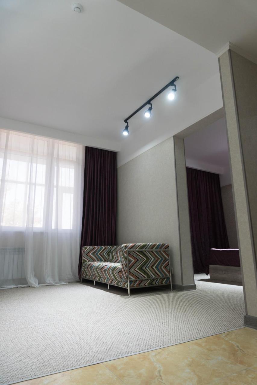 Artastana Hotel Ngoại thất bức ảnh
